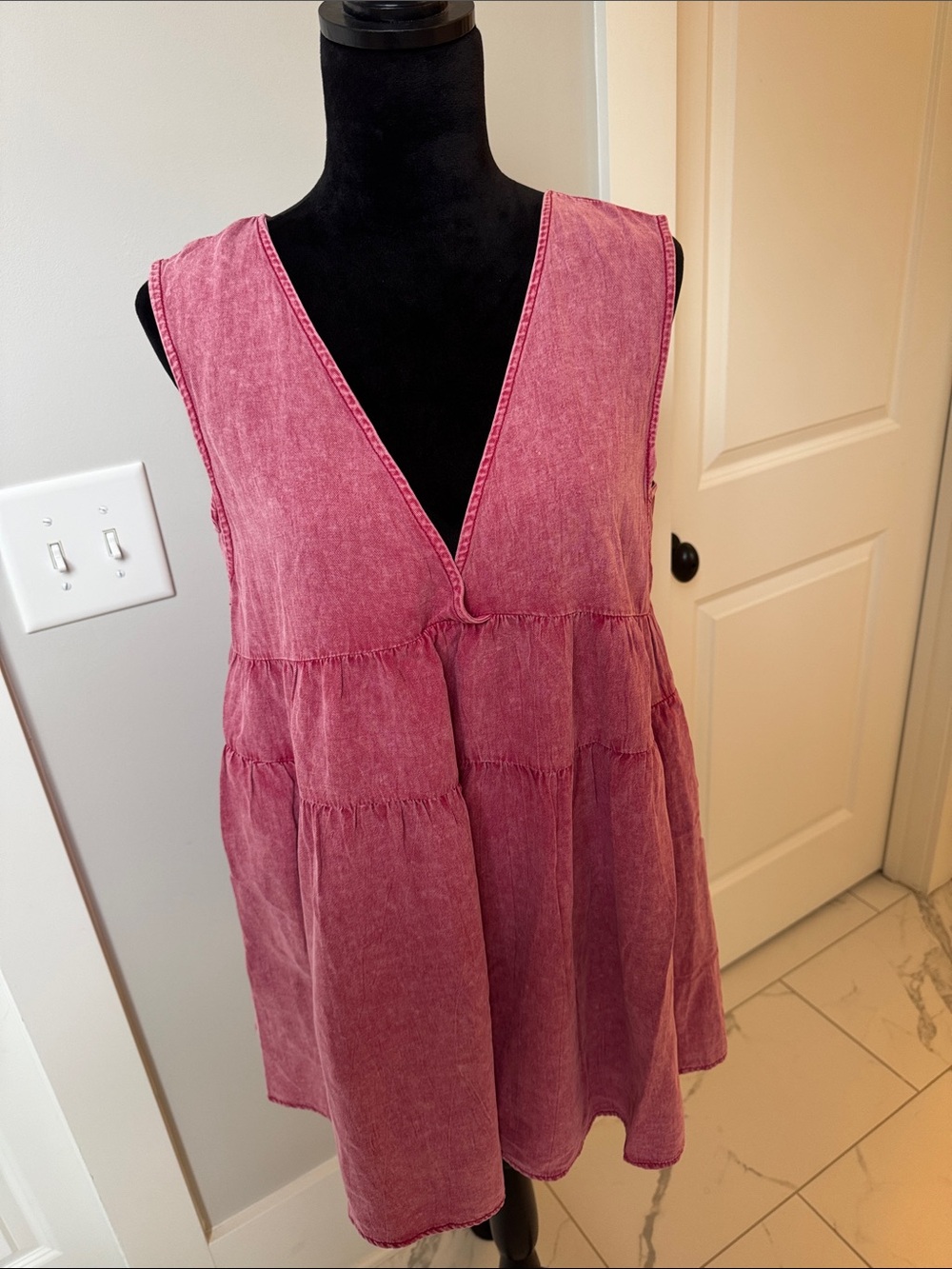 Mustard Seed Rose Pink Sleeveless V-Neck Tiered Swim Coverup